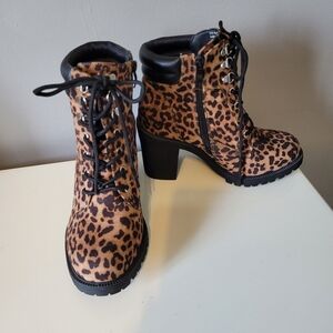 Torrid Leopard Lace Up Hiker Bootie, BNWT, Size 8